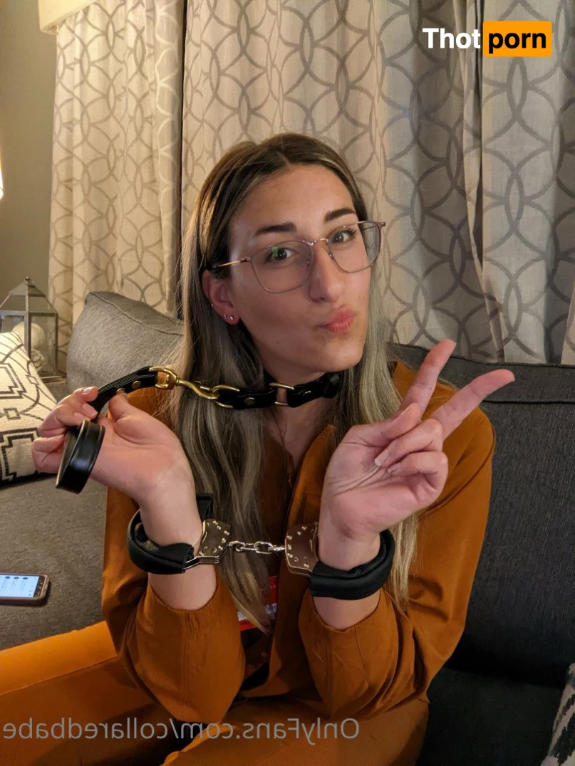 Collared Babe 5118993