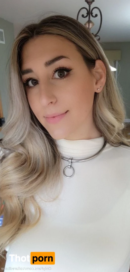 Collared Babe 5119272