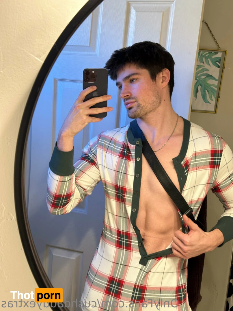 Wyatt Cushman Free 14135258