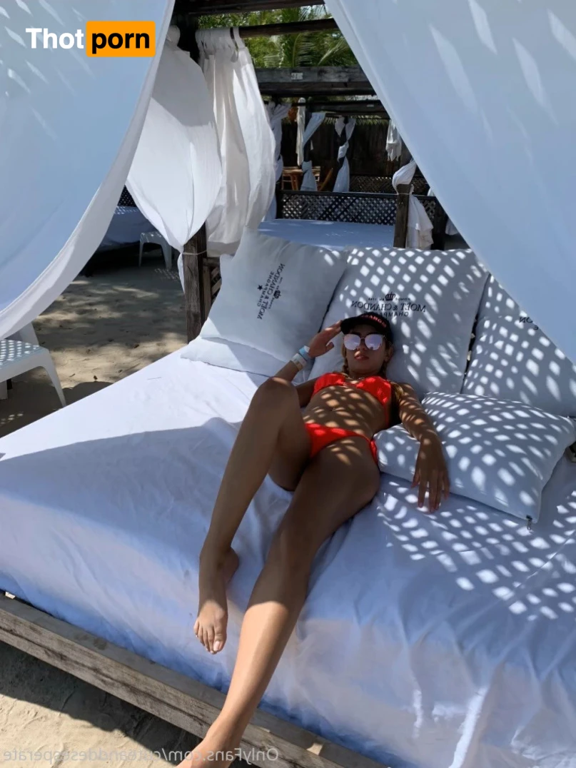 cuteanddesperate 15287004