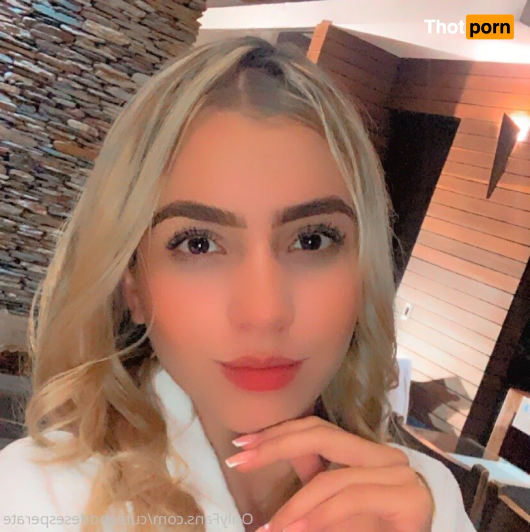 cuteanddesperate 15295303