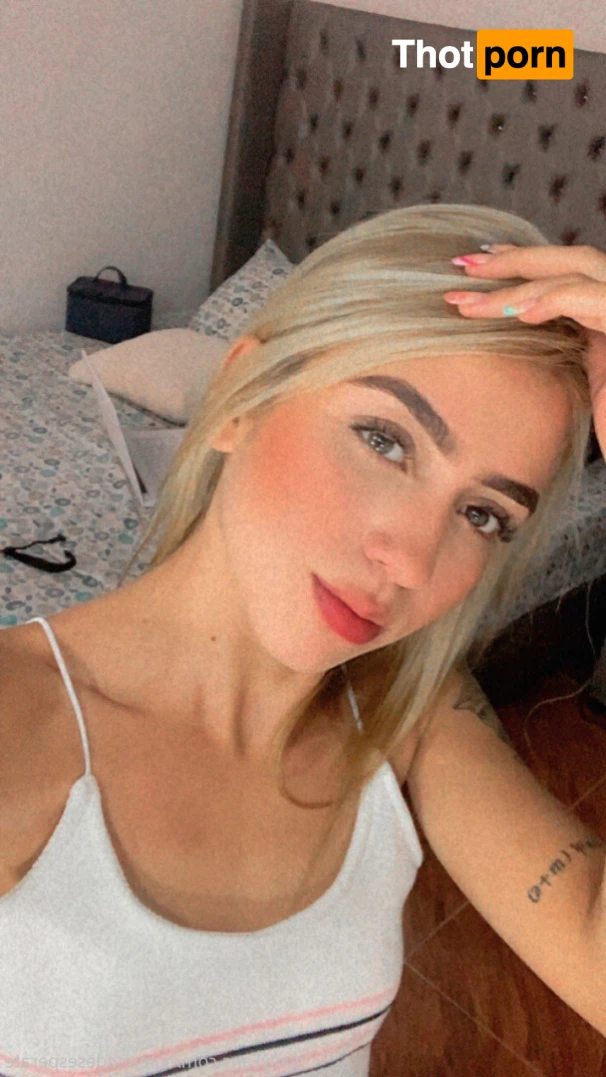 cuteanddesperate 15299850