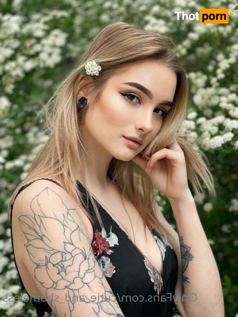 𝐘𝐨𝐮𝐫 𝐒𝐡𝐚𝐦𝐞𝐥𝐞𝐬𝐬 𝐍𝐢𝐤𝐚🍒 5098907