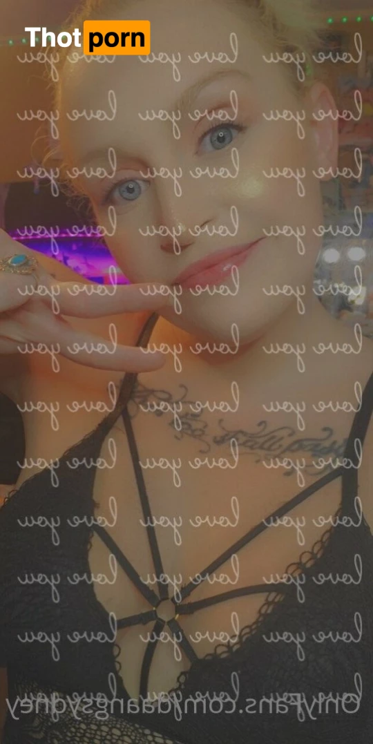 Sydney Ember 5146295