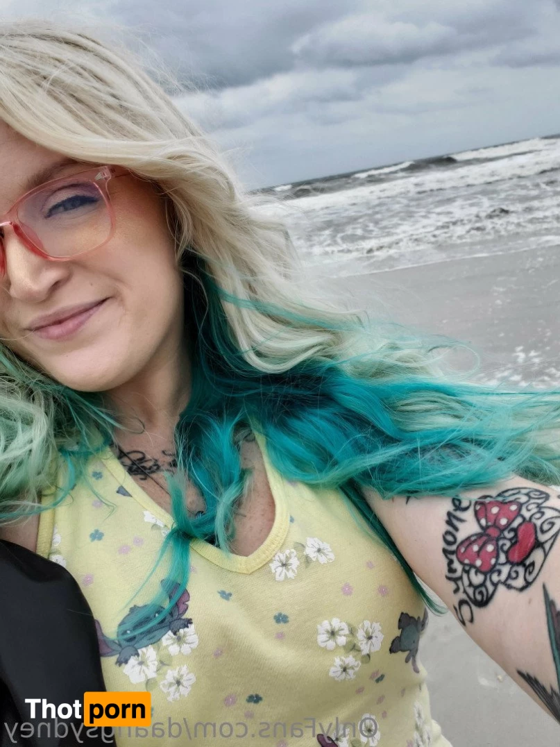 Sydney Ember 5146389