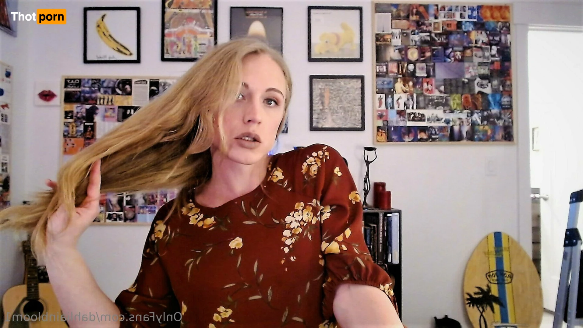 Dahlia Bloom 13386742