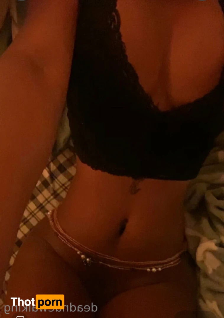 deadnaewalking 13343553