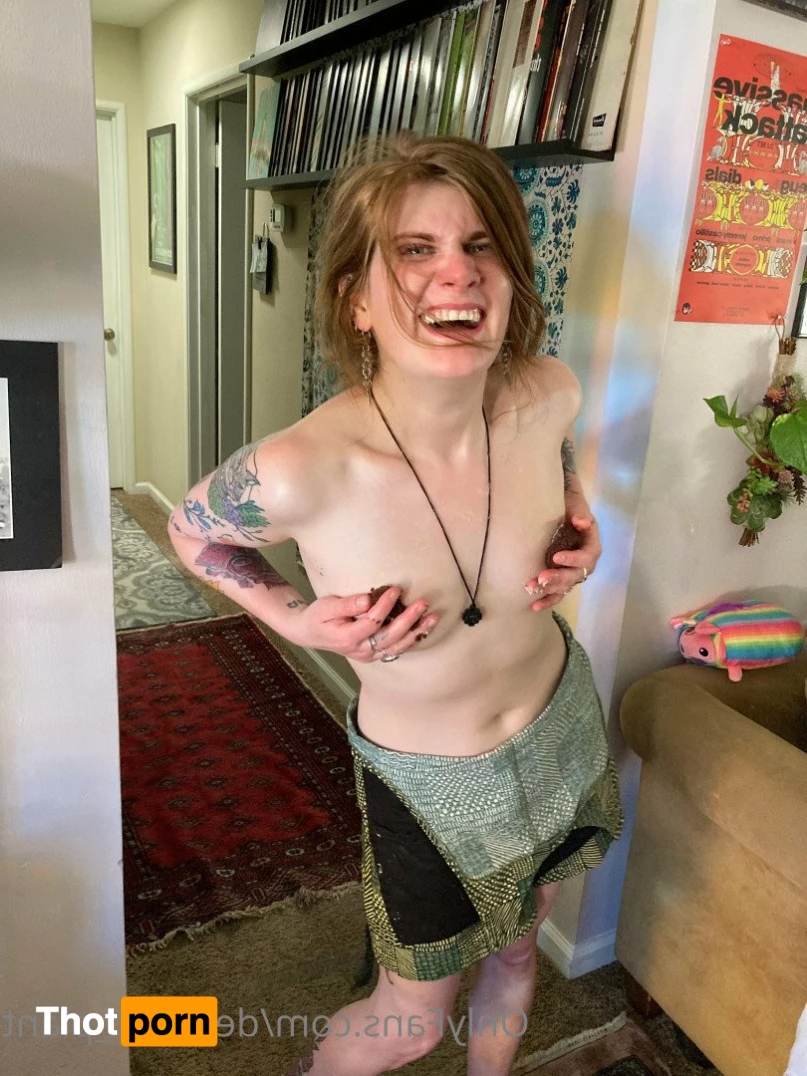 Decrepit_Plant 5191201