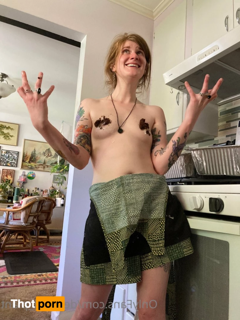 Decrepit_Plant 5191236