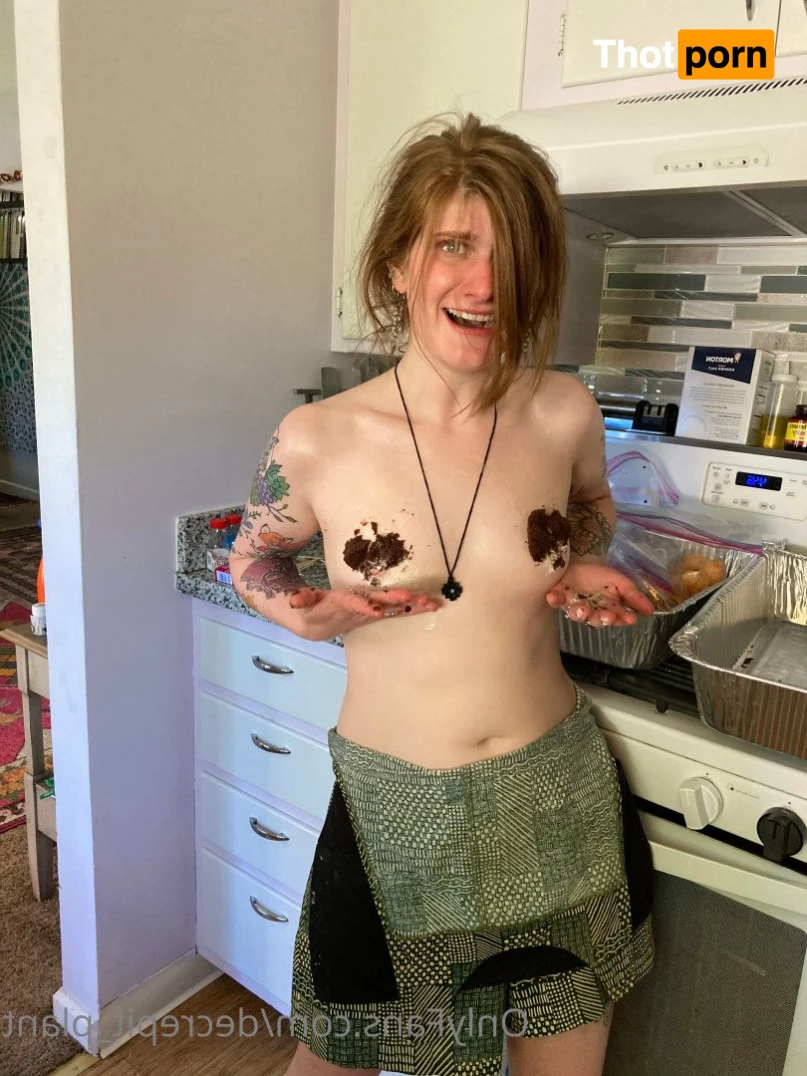 Decrepit_Plant 5191396