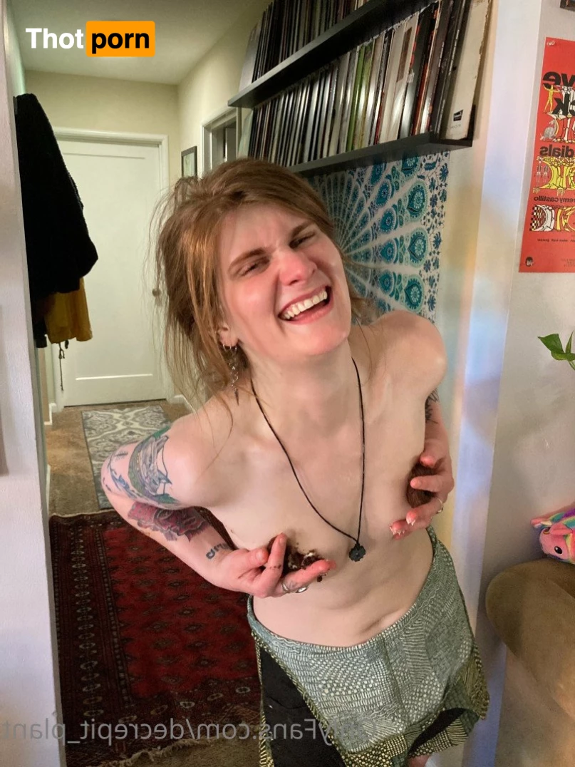 Decrepit_Plant 5191574