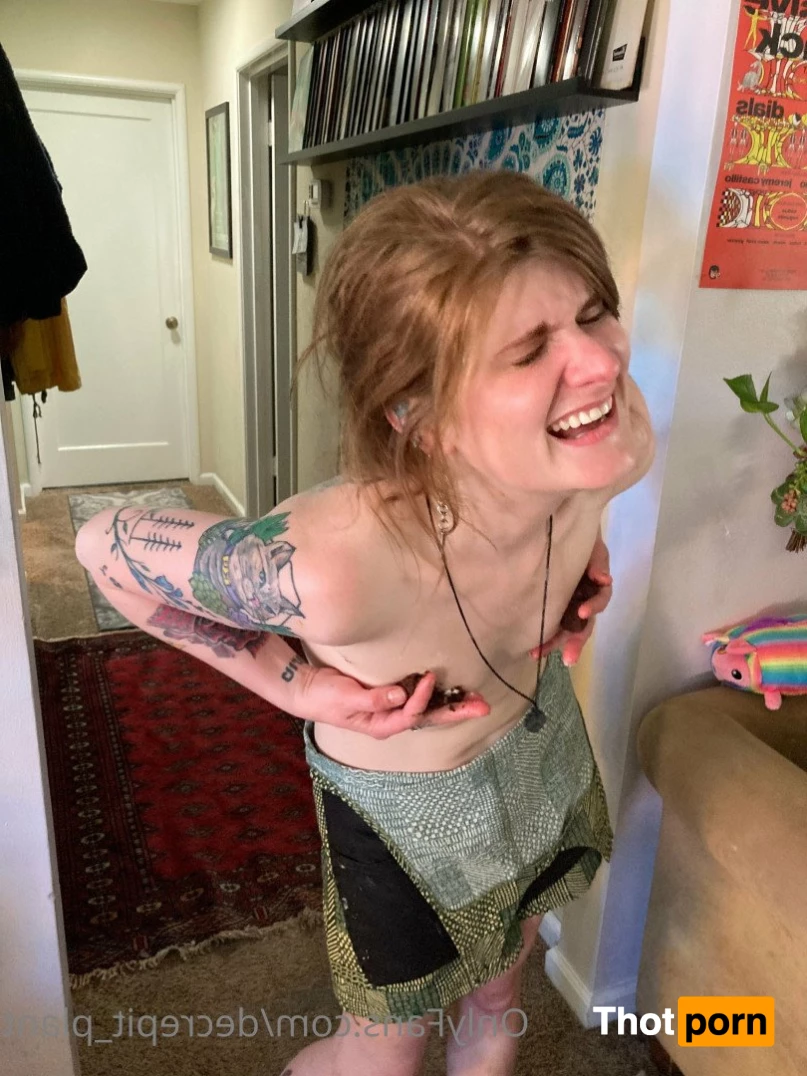 Decrepit_Plant 5191631