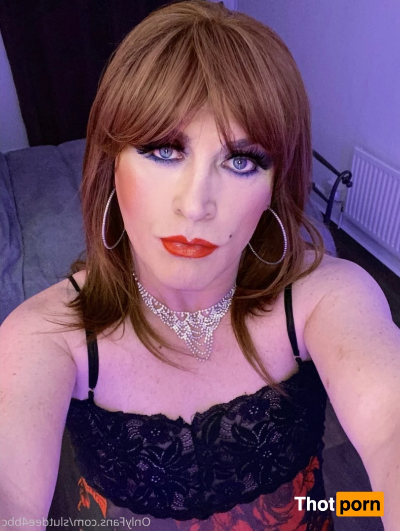 Dee 🇬🇧 9969808