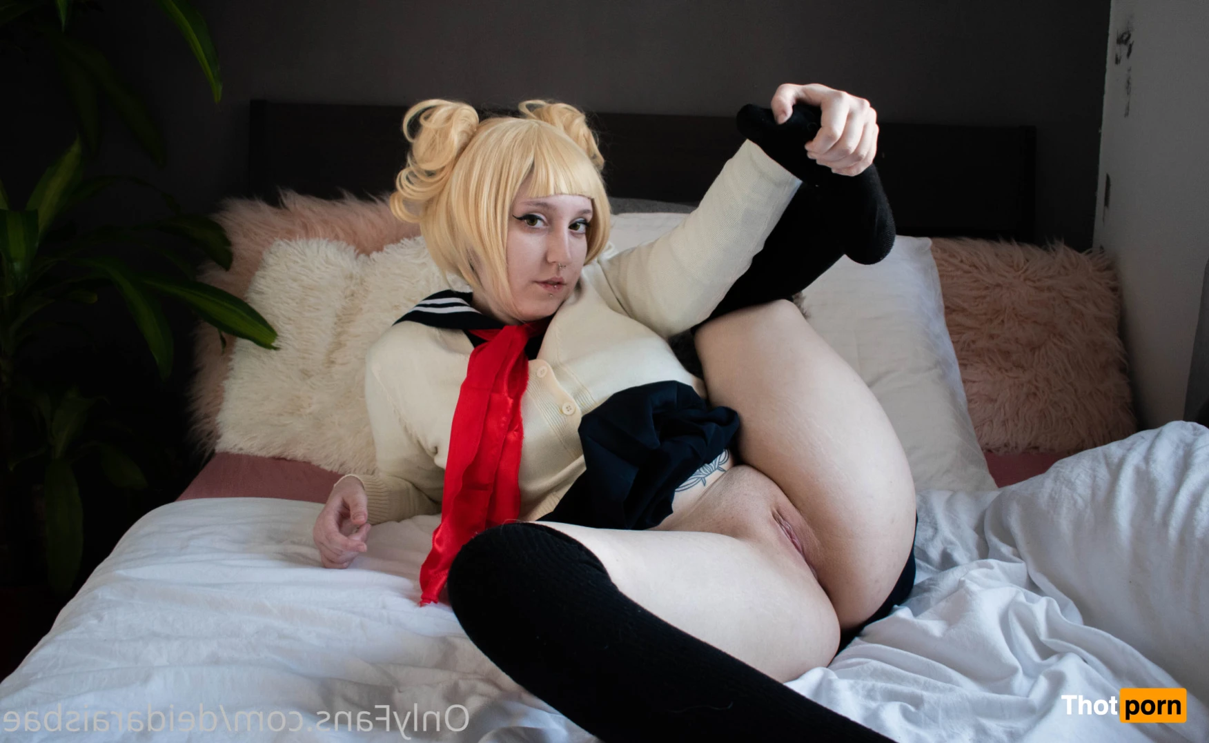 DeidarasBae 14122460