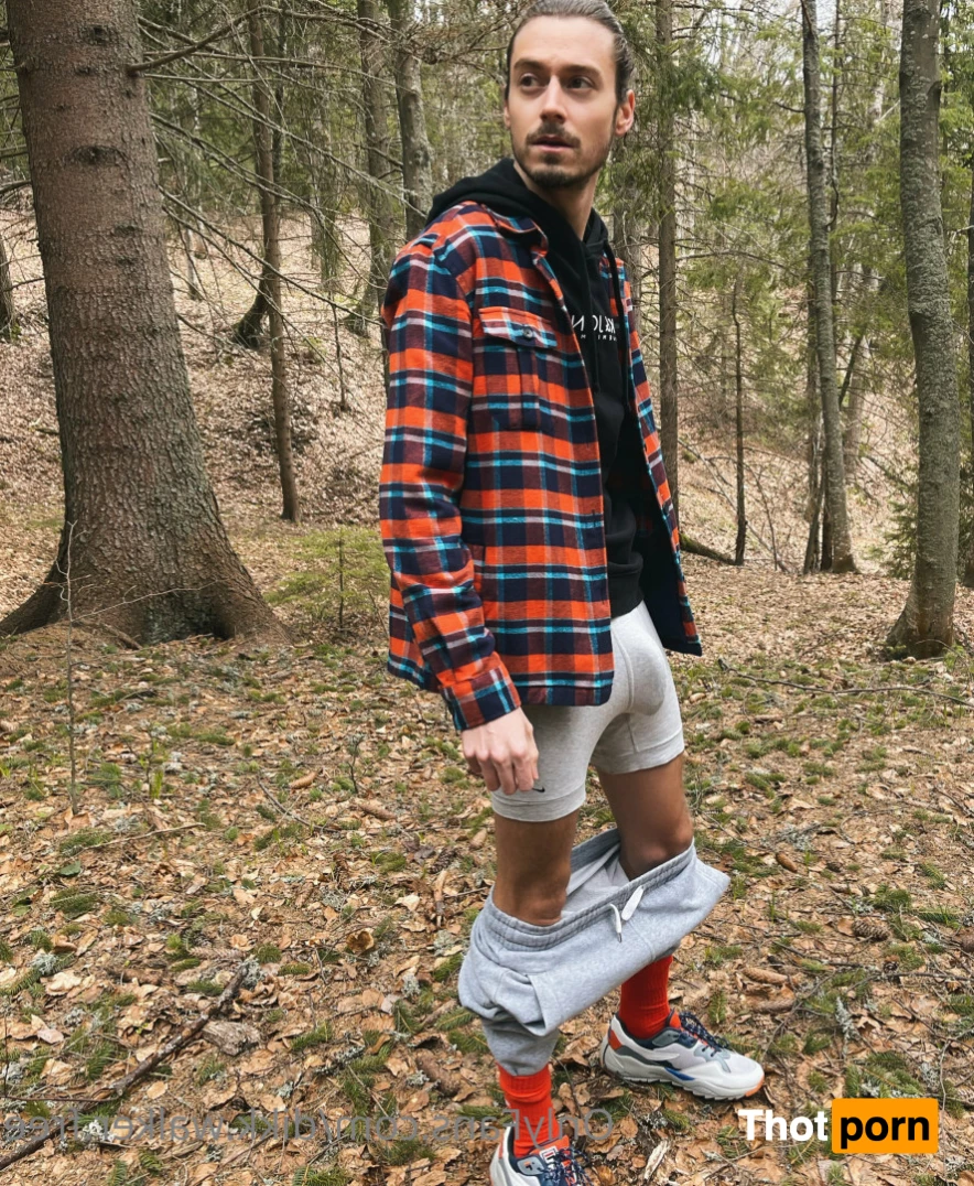 Dikk Walker FREE 5606323