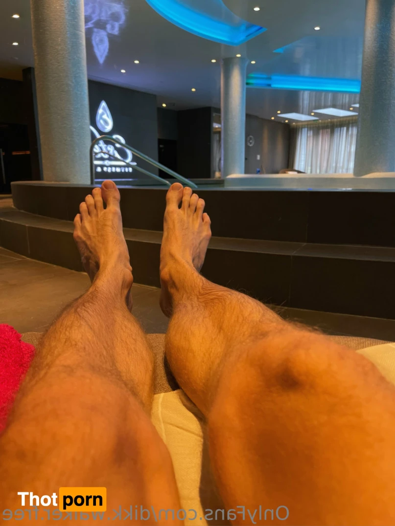 Dikk Walker FREE 14054869