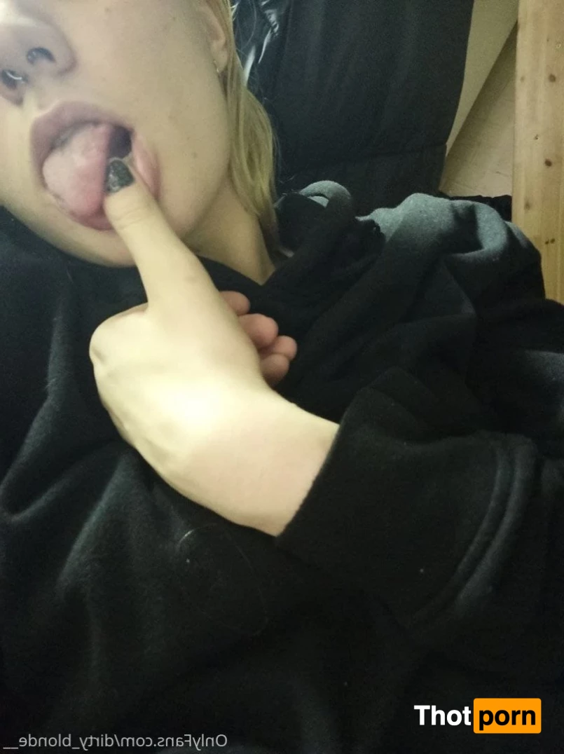 😈 👩‍🦳 Dirty  Blonde 👩‍🦳 😈 5100646