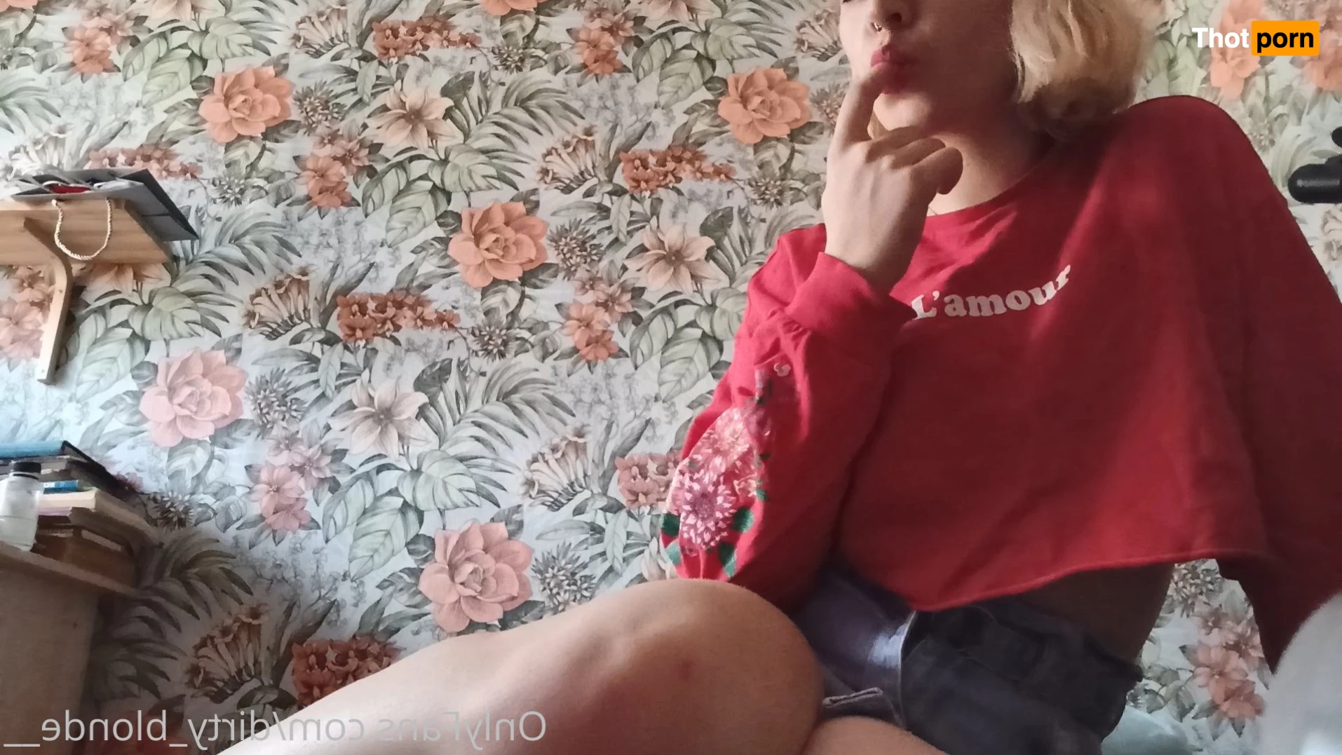 😈 👩‍🦳 Dirty  Blonde 👩‍🦳 😈 5100669