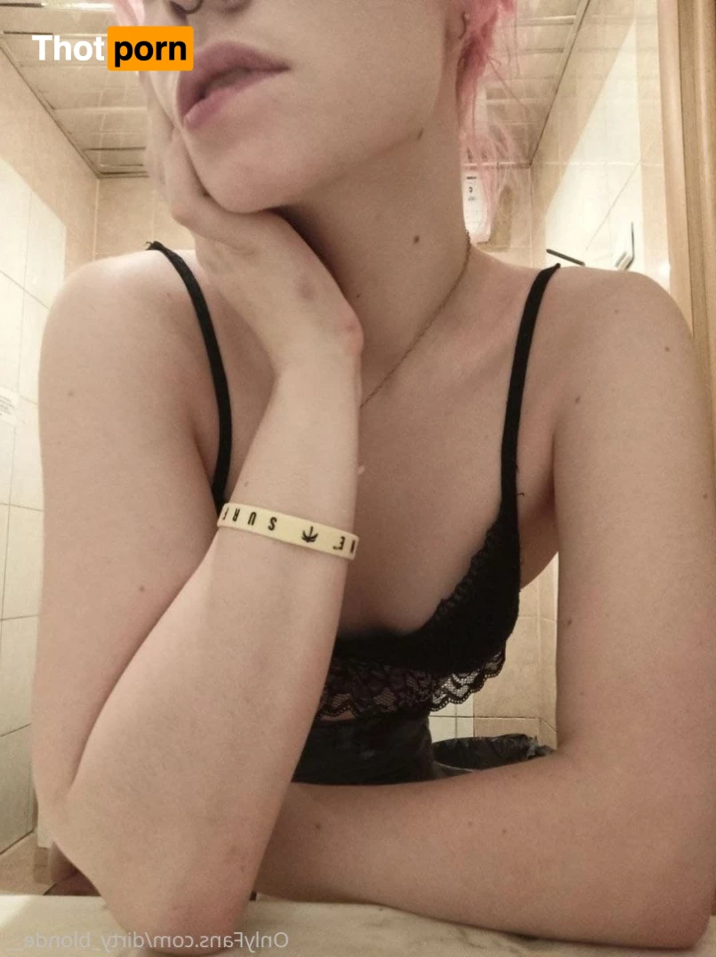 😈 👩‍🦳 Dirty  Blonde 👩‍🦳 😈 5100822