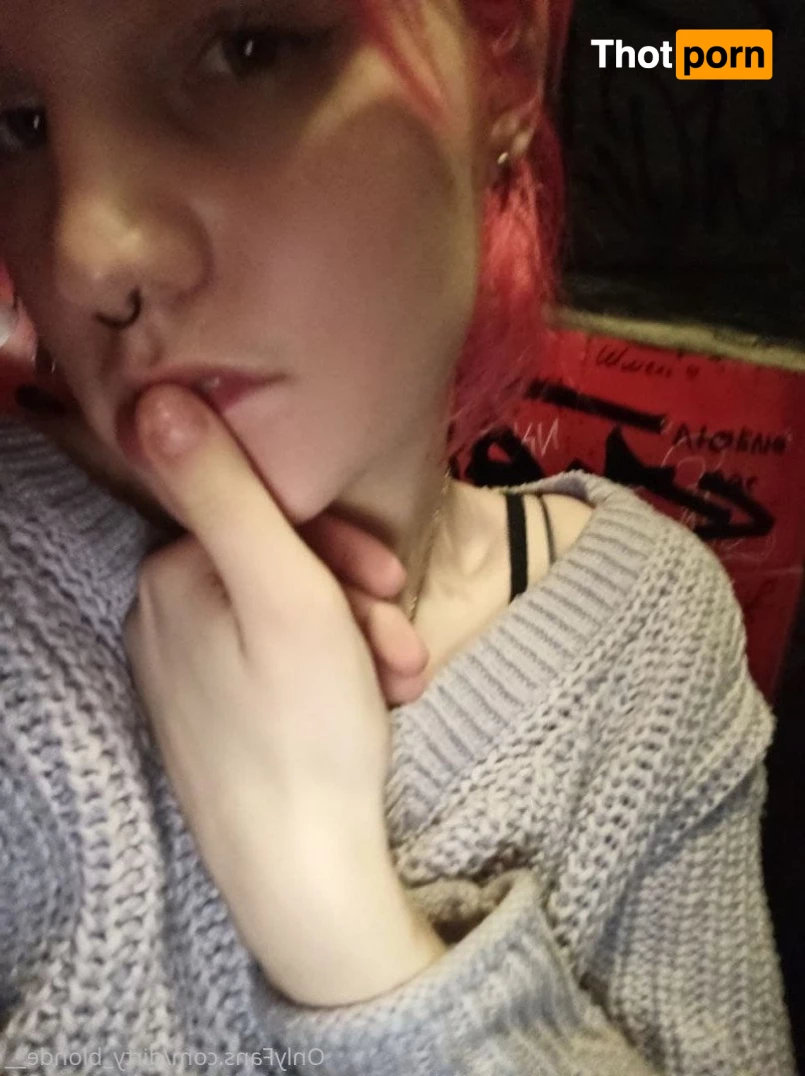 😈 👩‍🦳 Dirty  Blonde 👩‍🦳 😈 5101081