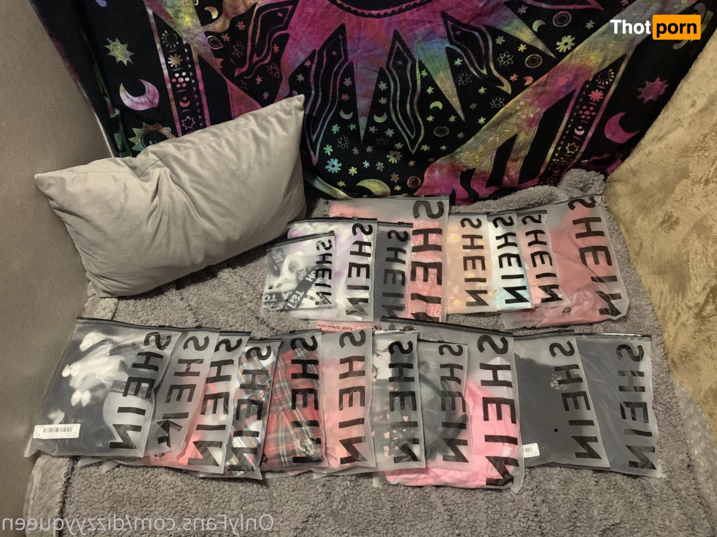 Dizzy Queen™ 10330365