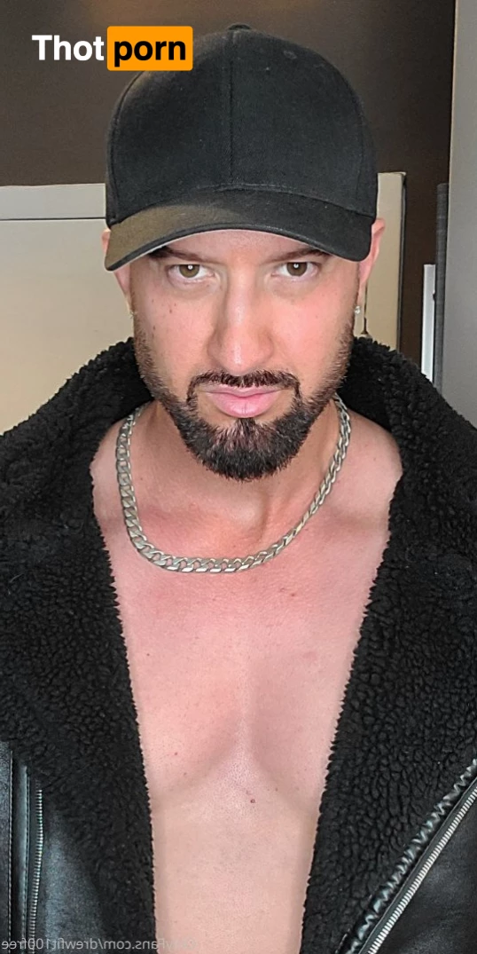 Your Fav 𝐃𝐀𝐃𝐃𝐘 𝐃𝐑𝐄𝐖😈🍆💦 5135695