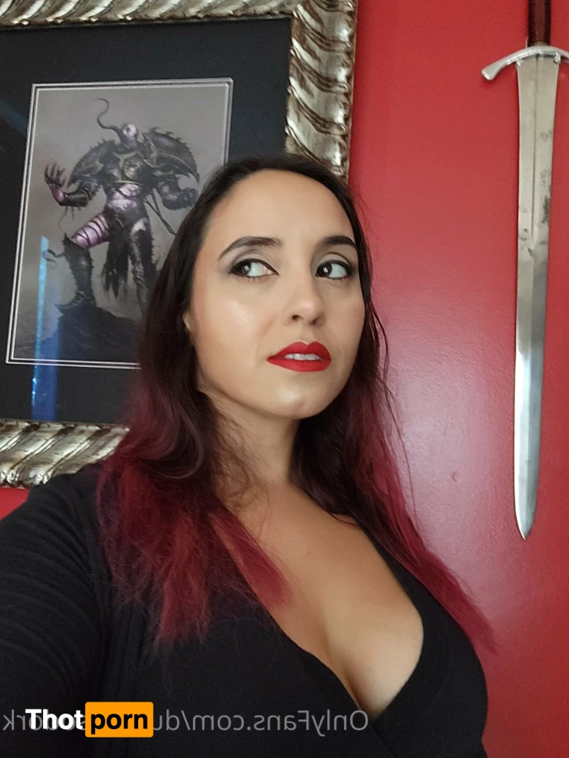 Nina Osegueda, Queen of Hell 🤘 5768515