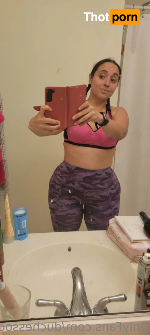 Nina Osegueda, Queen of Hell 🤘 5768547