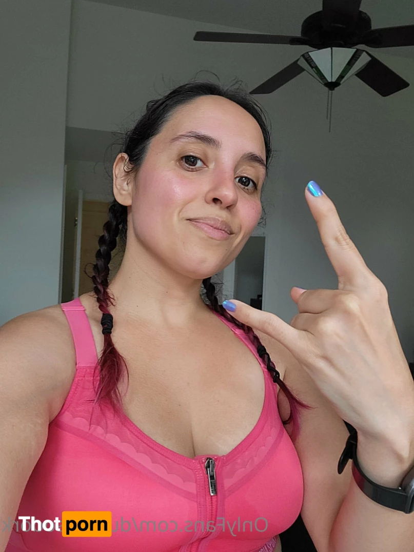 Nina Osegueda, Queen of Hell 🤘 5768577