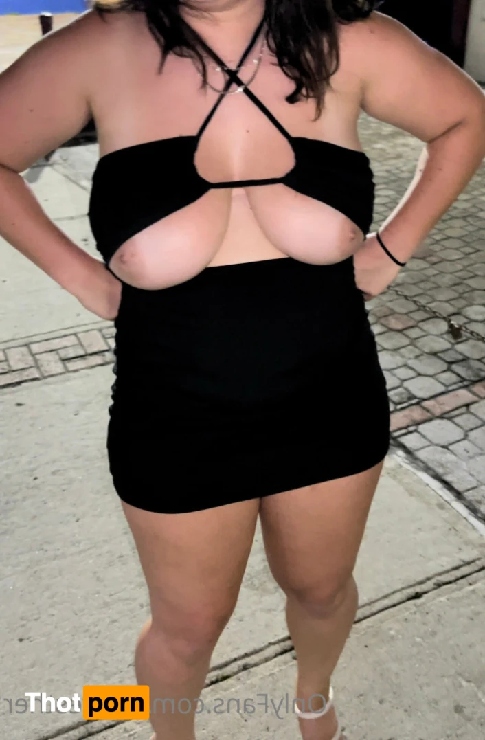 Edgy Esther 13294749