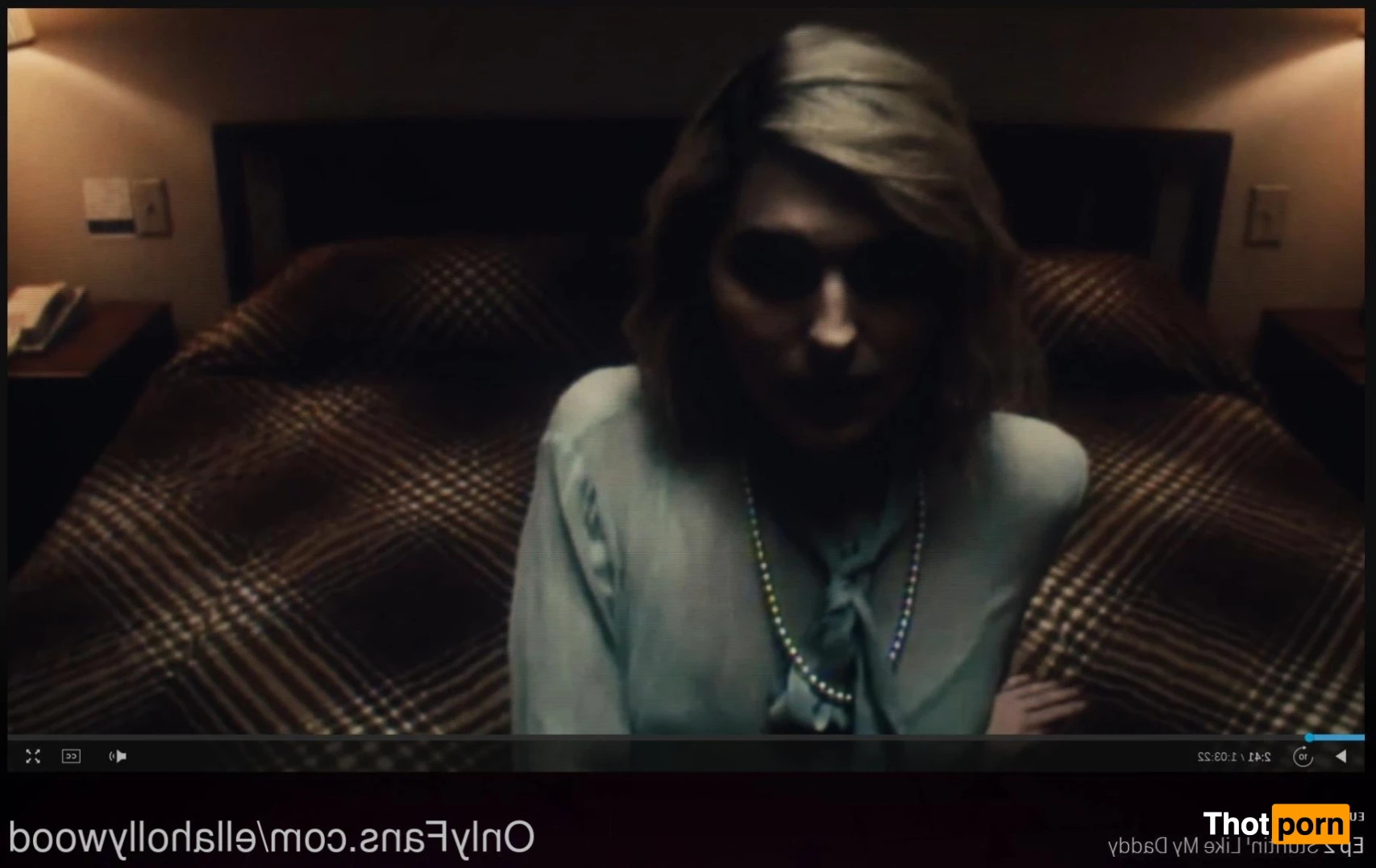 Jean Hollywood 13279860