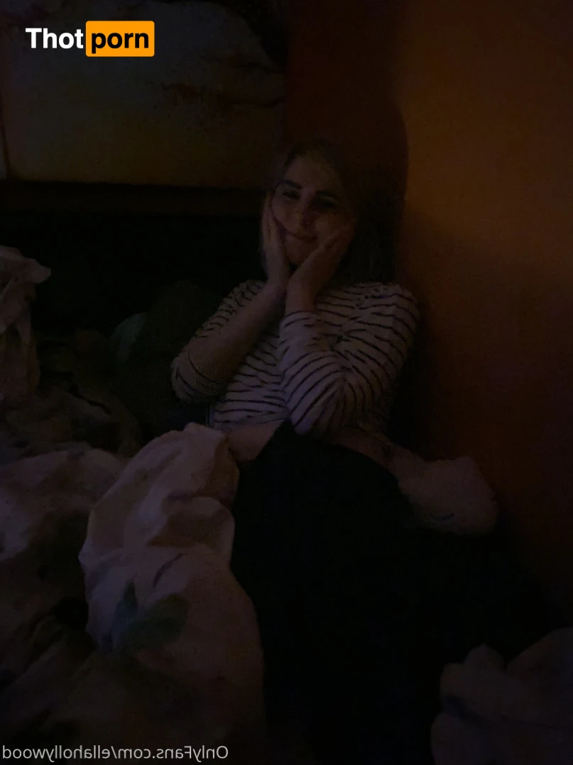 Jean Hollywood 13281359