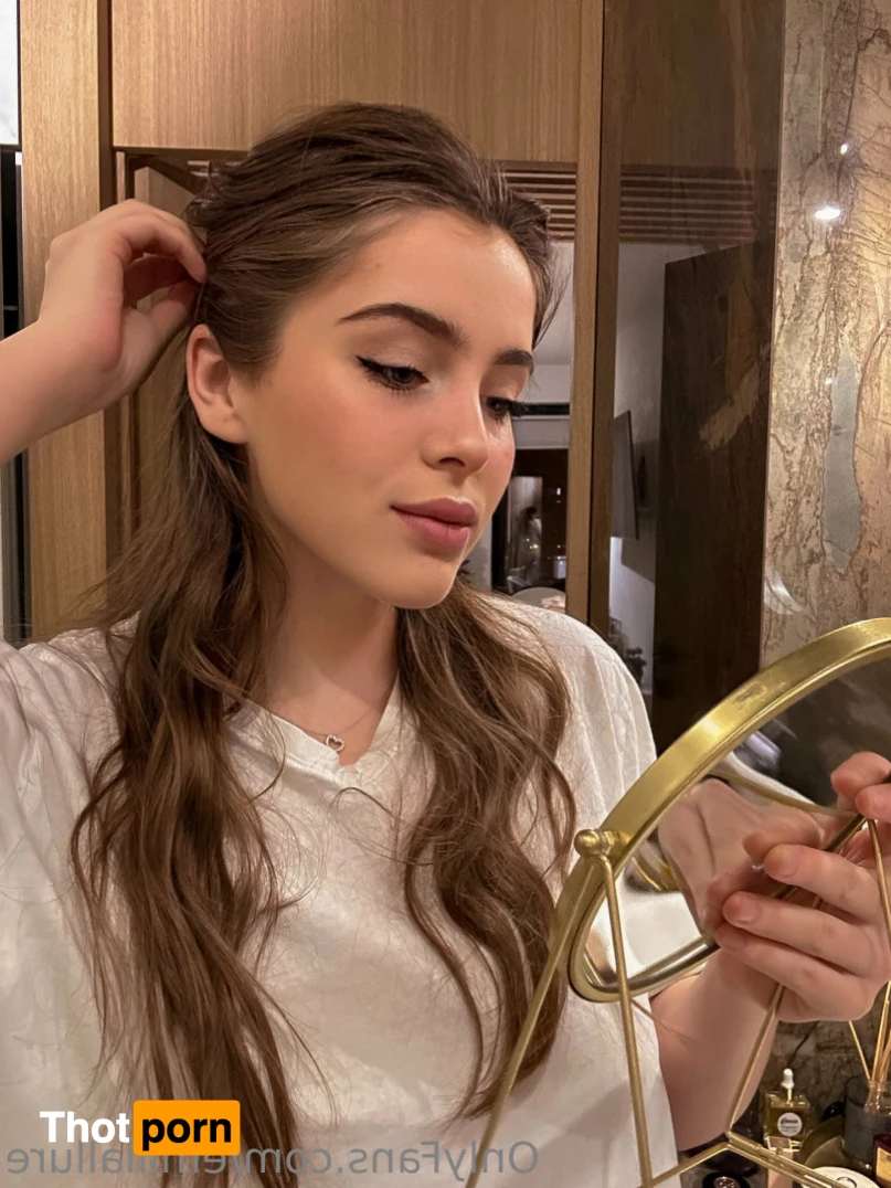 🟢  𝐸𝑀𝐼𝐿𝐼𝒜 💛🧸 13197411