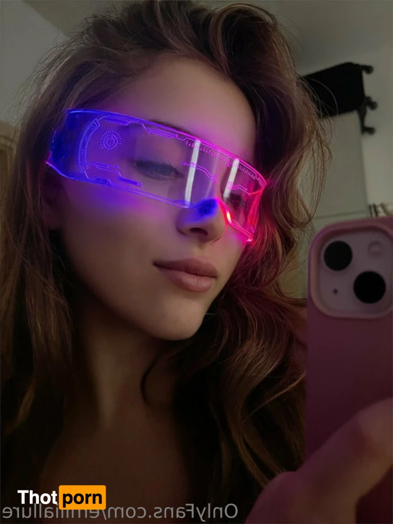 🟢  𝐸𝑀𝐼𝐿𝐼𝒜 💛🧸 14023853