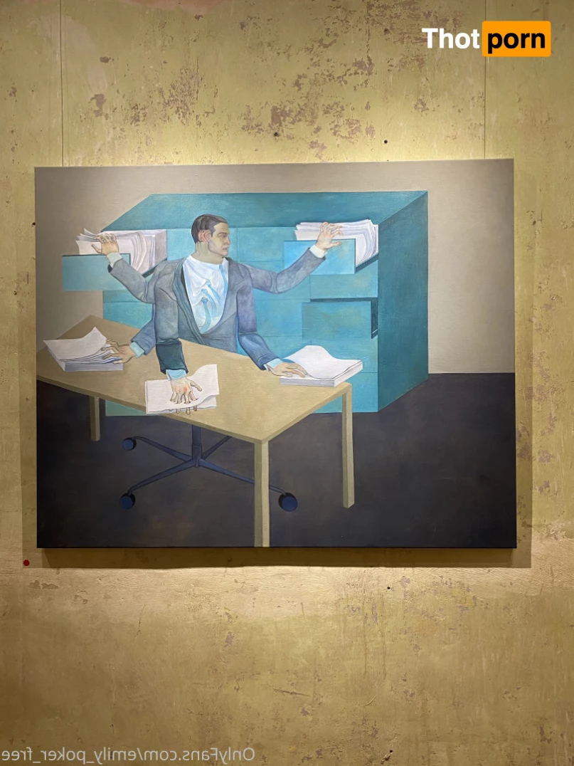 Emily wants to play🍓 5762045