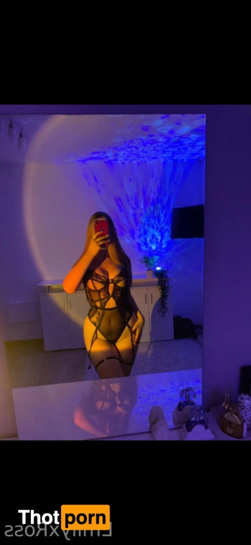 Emily♥️🥰 15690193