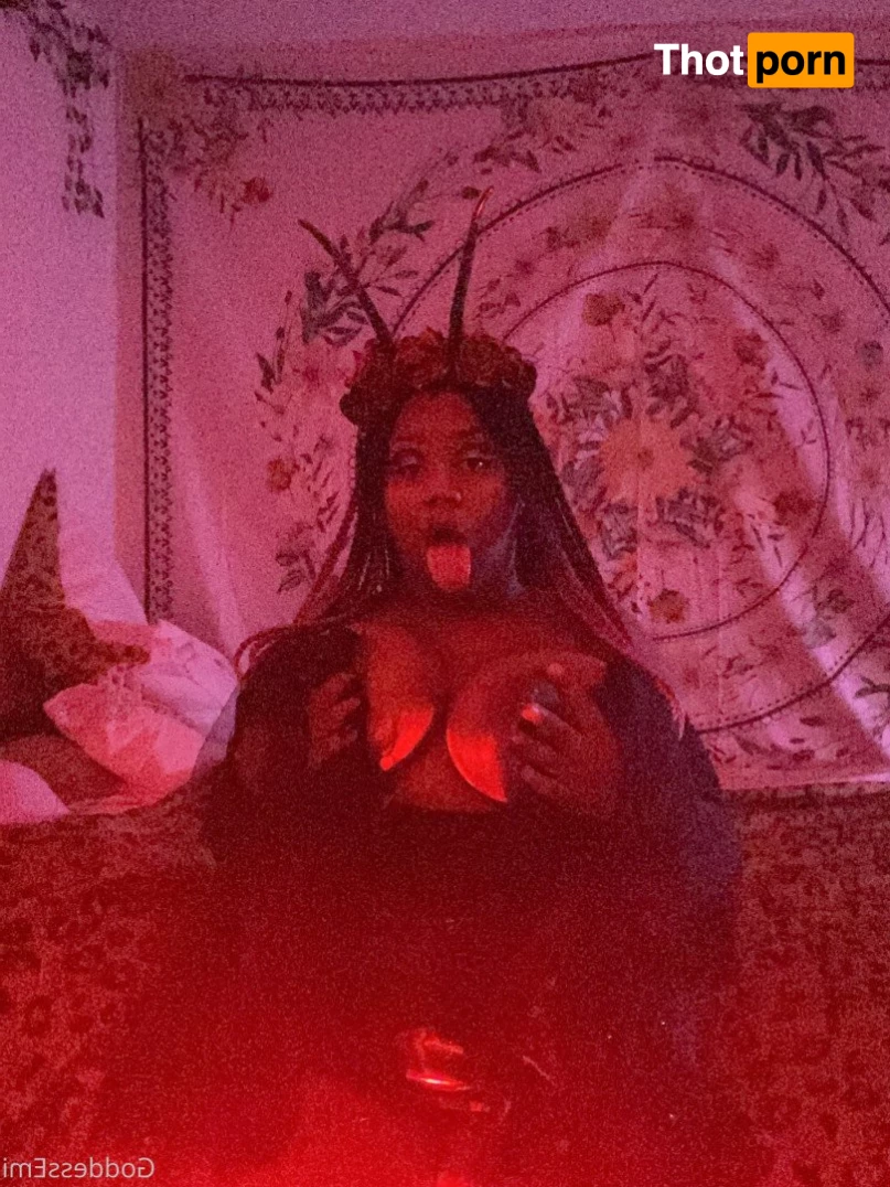 emithegoddess 5095027