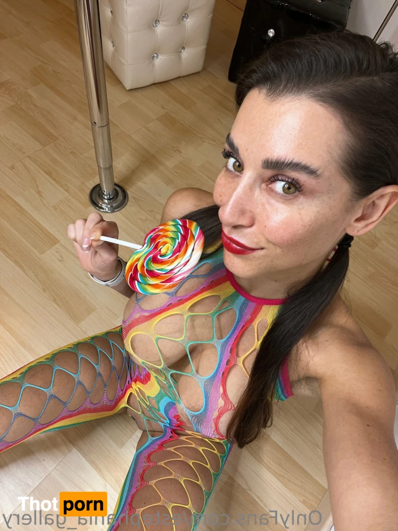 Estephania_gallery 13176478