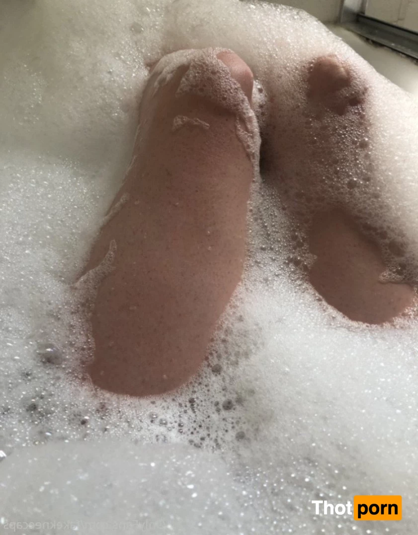 fakekneecaps 5073307