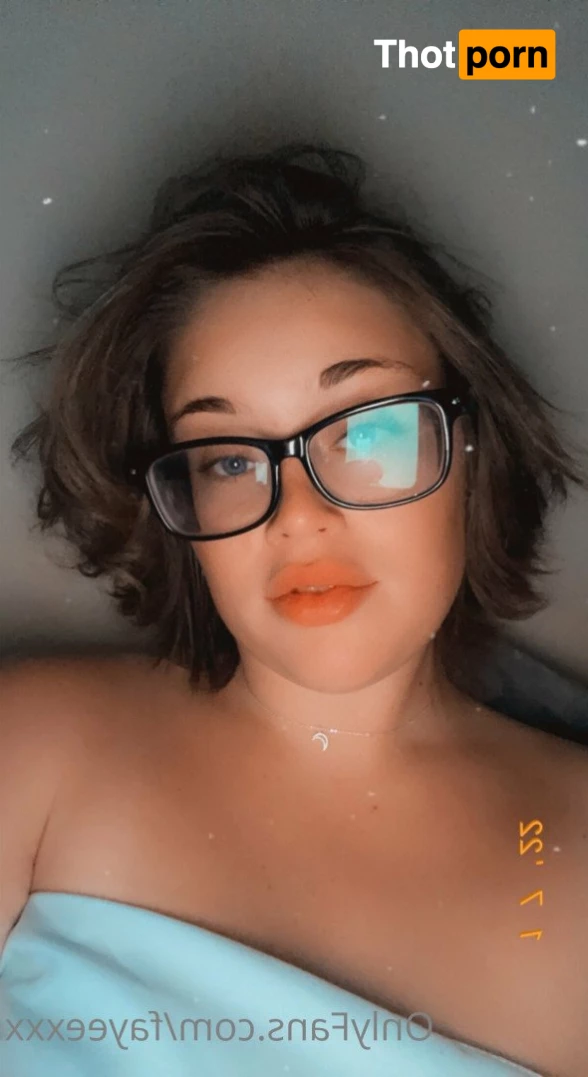 Faye ~ online 5082587