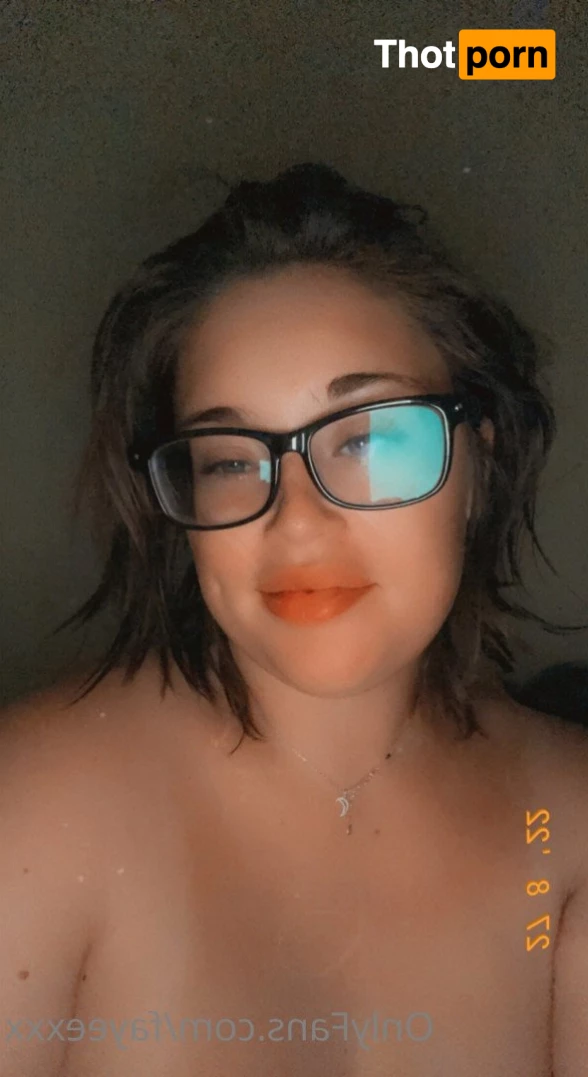 Faye ~ online 5082650