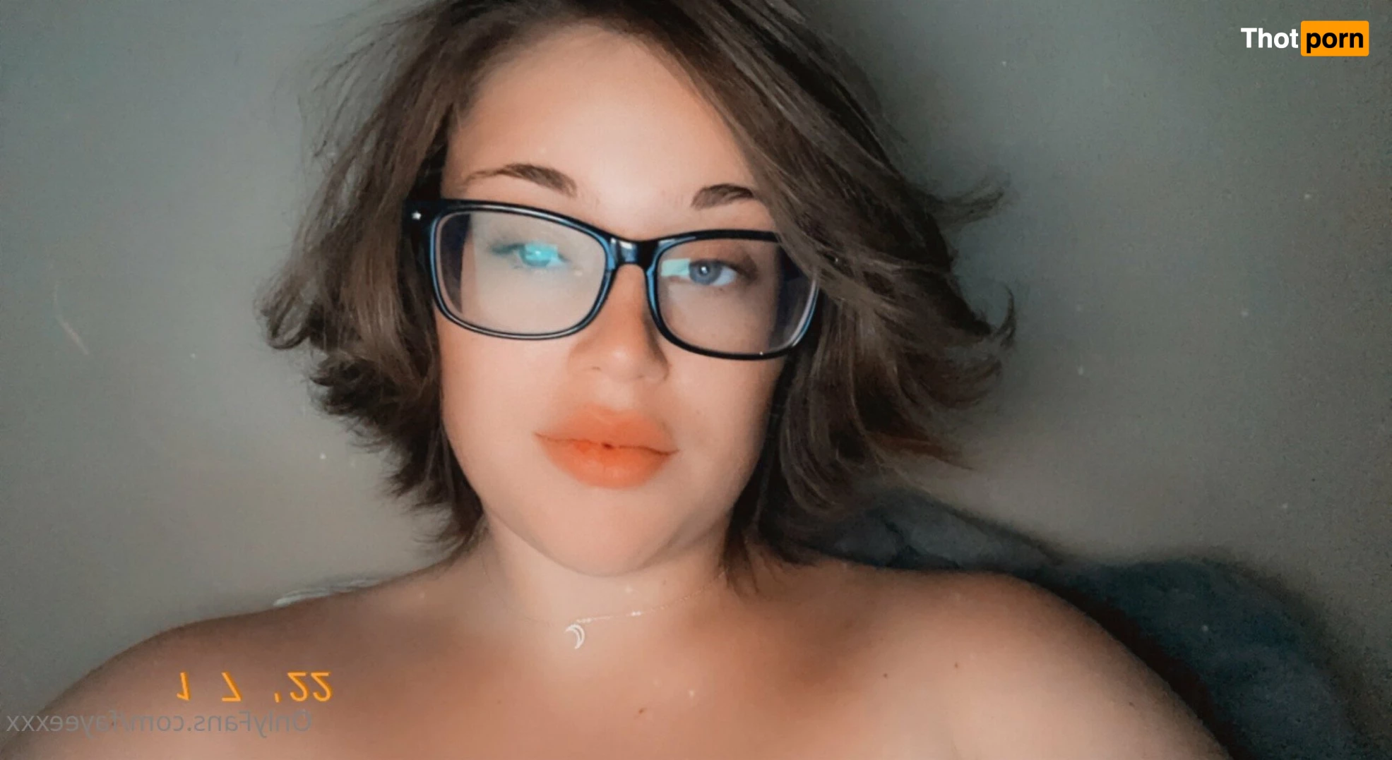 Faye ~ online 5082677