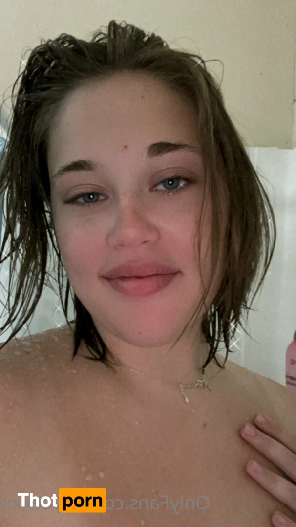 Faye ~ online 13946150