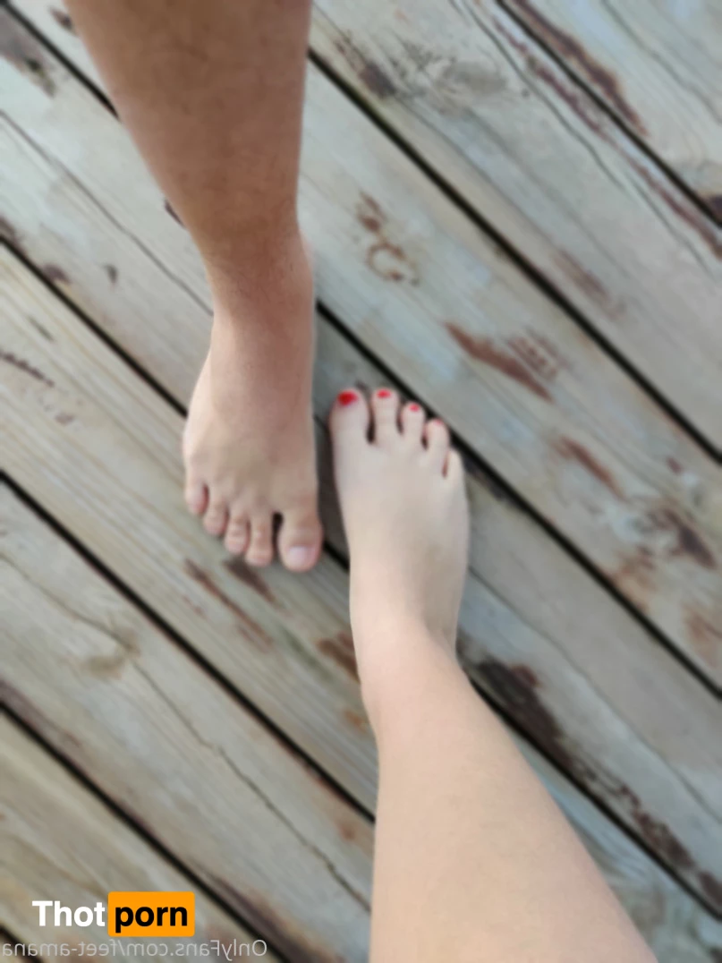 Feet me baby 🦶🏼 Foot concent EVERYDAY 👣 5580994