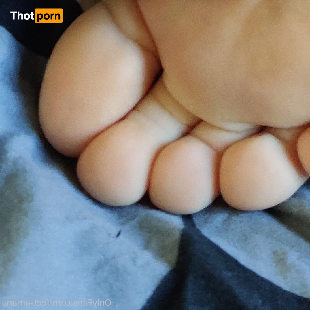 Feet me baby 🦶🏼 Foot concent EVERYDAY 👣 5581012