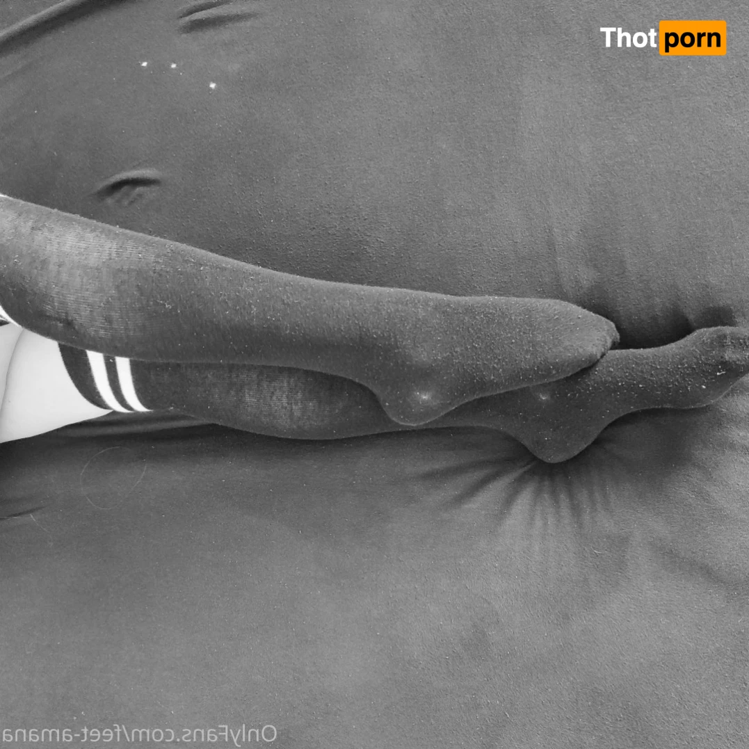 Feet me baby 🦶🏼 Foot concent EVERYDAY 👣 5581059