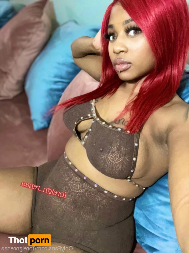 Foreign Renaa 5746152