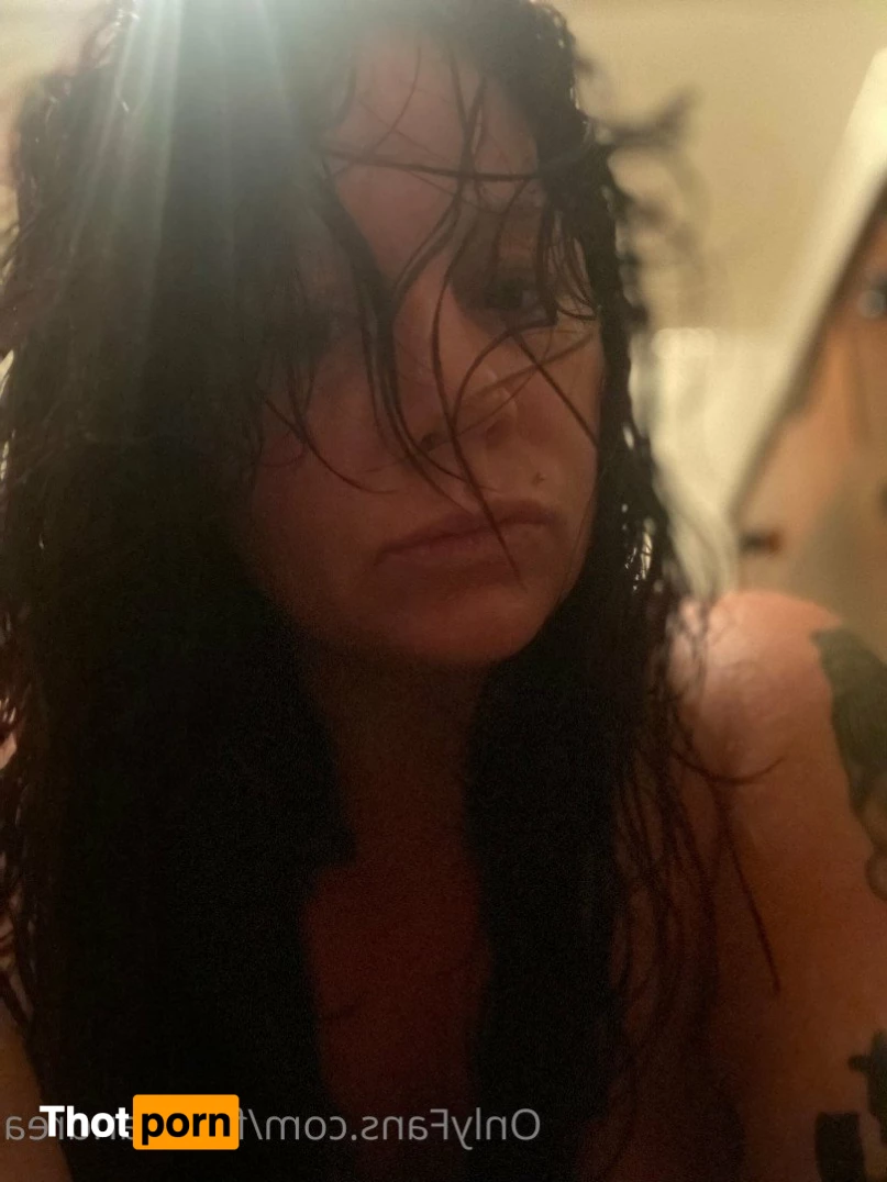 Andrea Foxxx 5068360