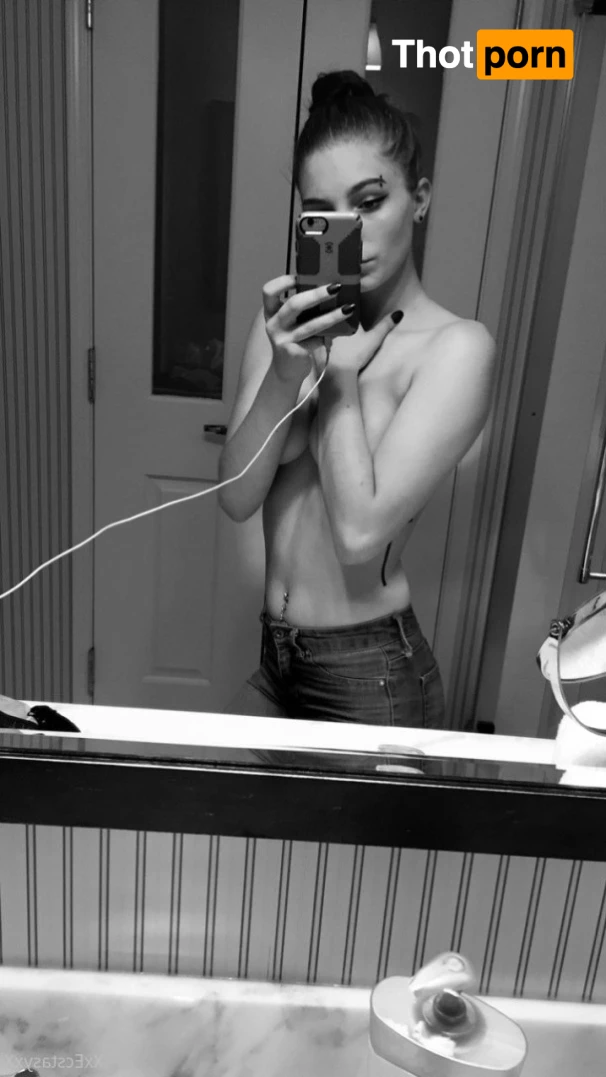 💨Khadijah💦 5744623