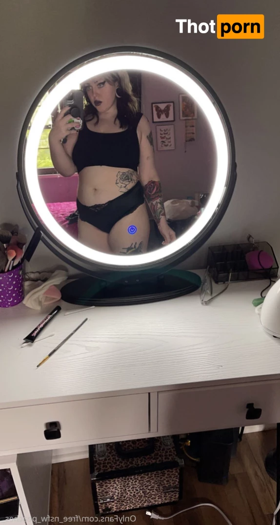 free_nsfw_peaches_ 5573040